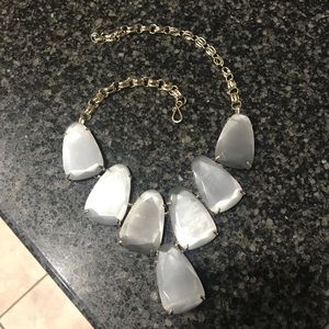 Kendra Scott “Harlow” slate gray necklace
